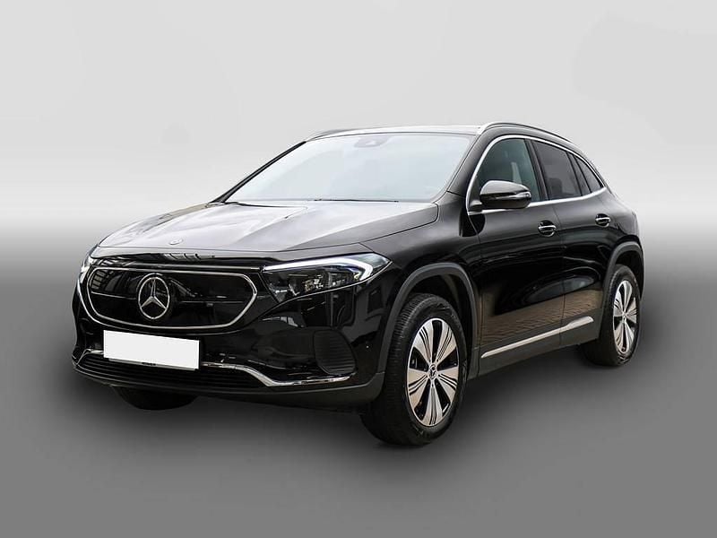 Gebraucht Mercedes EQA250 139 kW (190 PS) 2023 Schwarz SUV