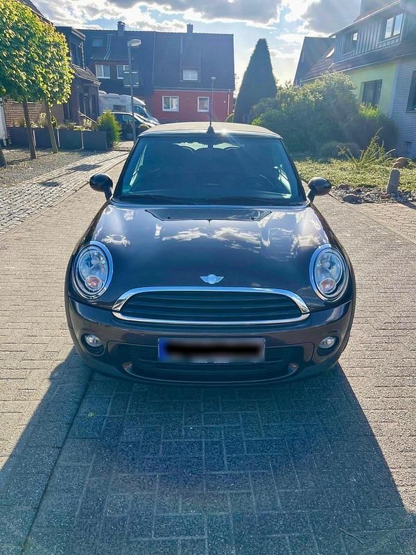 Gebraucht Mini One Cabriolet 75 PS (55 kW) 2011 Braun Cabrio