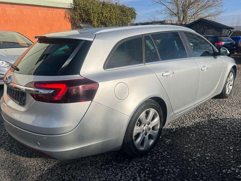 Gebraucht Opel Insignia Business Edition 170 PS (125 kW) 2016 Silber Kombi