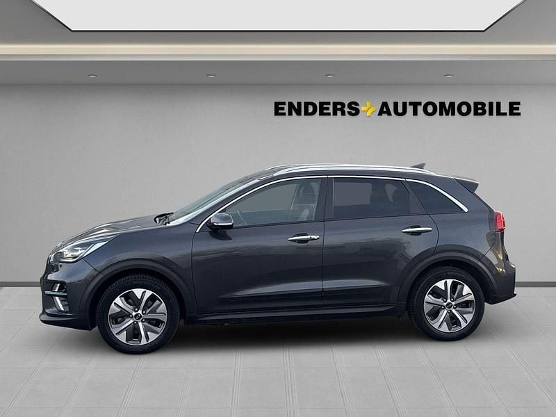 Graphit metallic (grau) Gebraucht 2020 Kia Niro Spirit SUV | 19.980 € (Fairer Preis) - Bild 1/4
