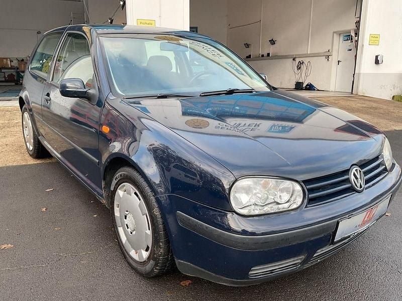 Gebraucht VW Golf IV 75 PS (55 kW) 1999 Blau Limousine