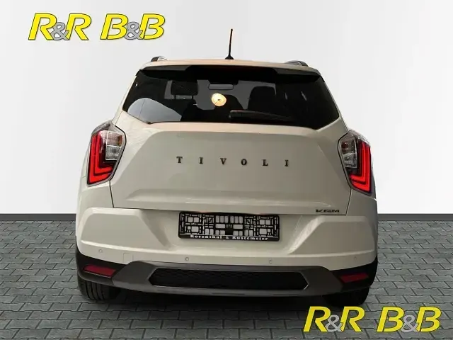 Neu KGM Tivoli 163 PS (119 kW) 2026 Weiss SUV