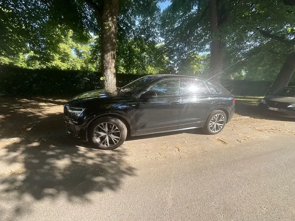Gebraucht Audi Q8 Competition 286 PS (210 kW) 2021 Schwarz SUV