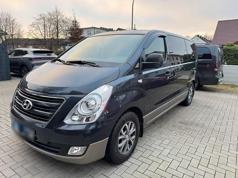Gebraucht Hyundai H-1 175 PS (128 kW) 2016 Andere farben Van / Kleinbus