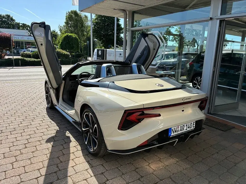 Occasion MG Cyberster 375 kW (510 ch) 2026 Blanc Cabriolet
