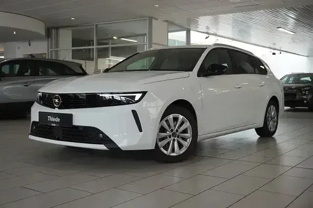 Gebraucht Opel Astra Elegance 131 PS (96 kW) 2023 Andere Kleinwagen