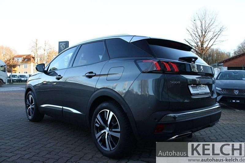 Gebraucht Peugeot 3008 181 PS (133 kW) 2022 Platinium grau (metallic) SUV