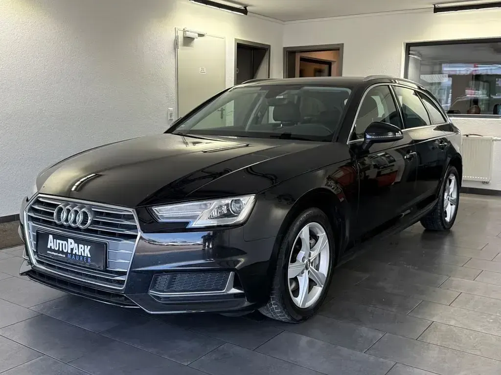 Gebraucht Audi A4 Sport 190 PS (139 kW) 2018 Schwarz Kombi