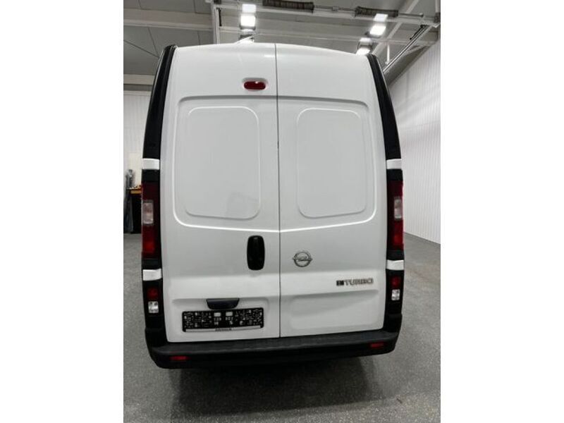 Gebraucht Opel Vivaro 125 PS (91 kW) 2019 Casablancaweiss Van / Kleinbus