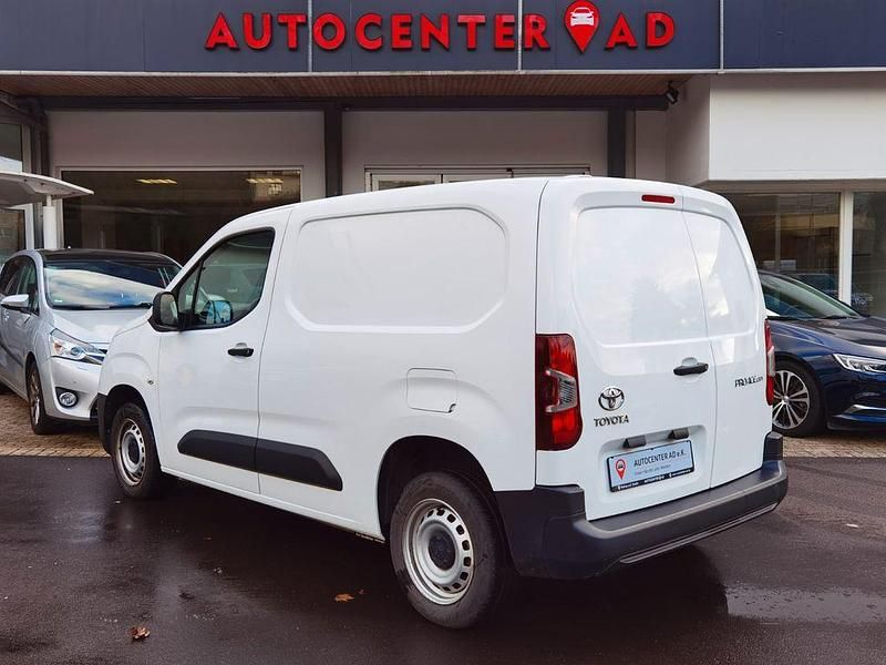 Gebraucht Toyota Proace City City 75 PS (55 kW) 2021 Weiß Van / Kleinbus