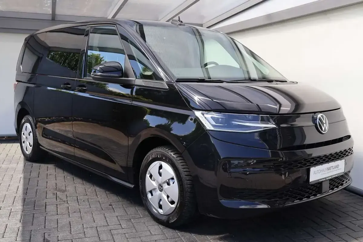 Occasion VW Multivan 150 ch (110 kW) 2023 Noir Monospace