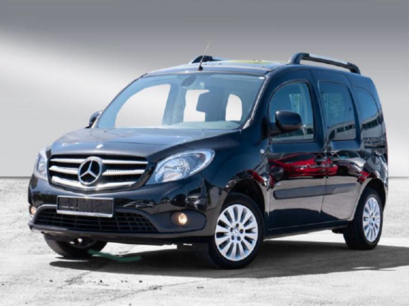 Schwarz Gebraucht 2016 Mercedes Citan 111 Kombi | 11.900 € (Fairer Preis) - Bild 1/4