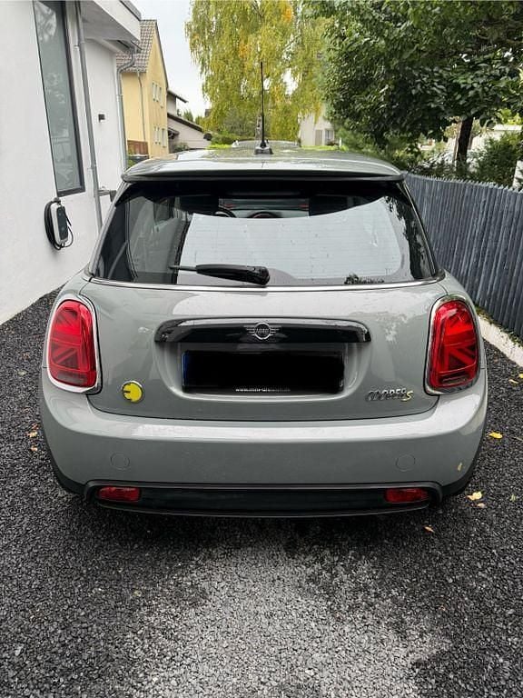 Gebraucht Mini Cooper SE 135 kW (184 PS) 2022 Grau Kleinwagen