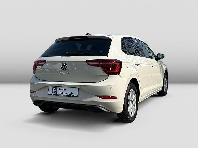 Gebraucht VW Polo Style 95 PS (69 kW) 2023 Grau Kleinwagen
