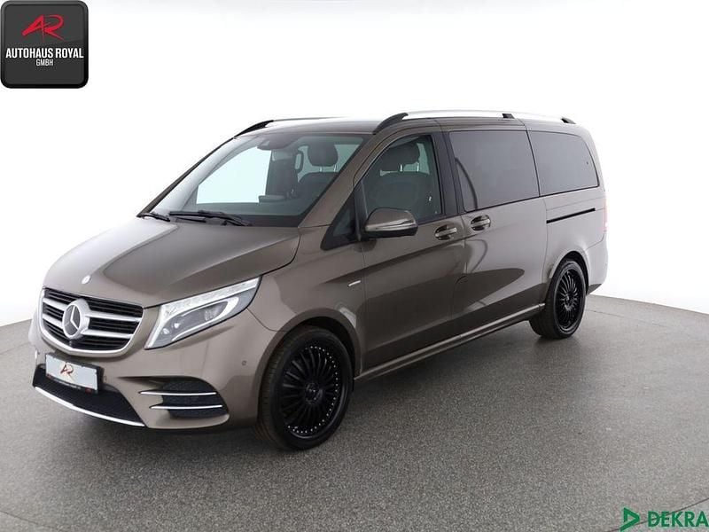 Indiumgrau Gebraucht 2016 Mercedes V250 Exclusive Van / Kleinbus | 45.780 € (Fairer Preis) - Bild 1/4
