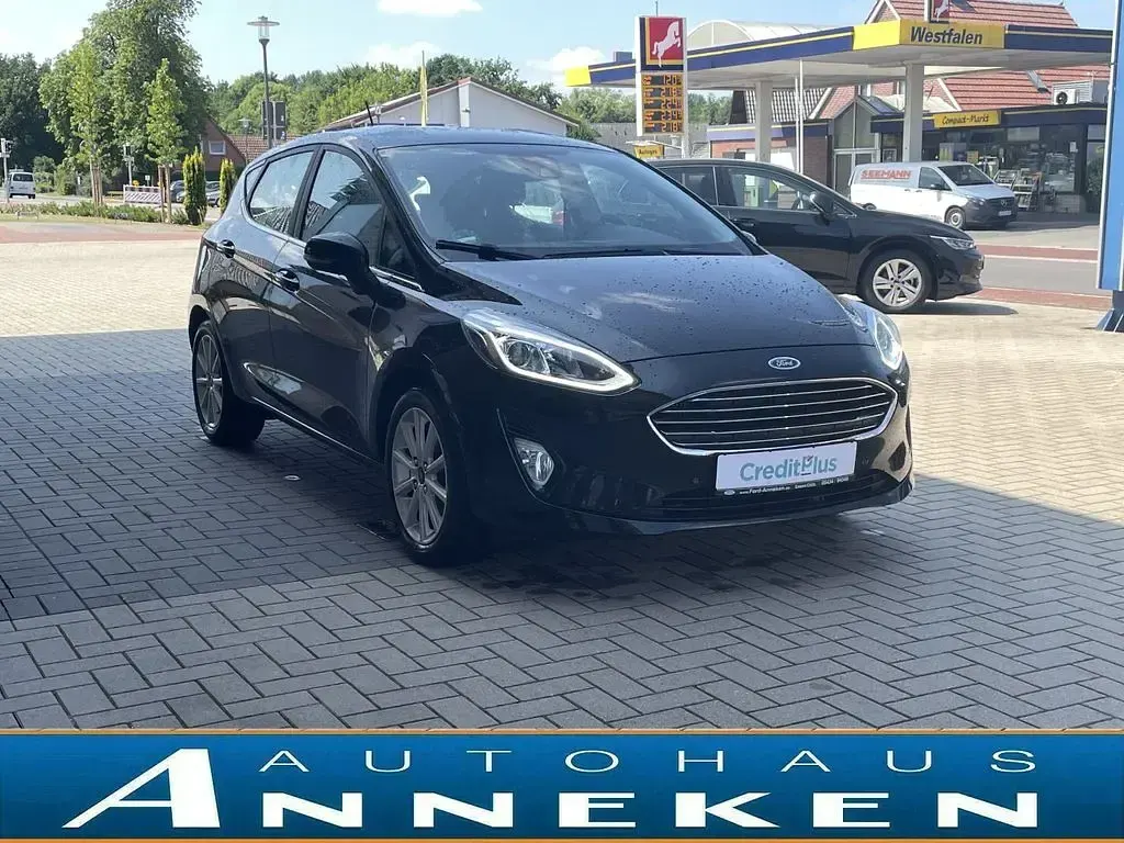 Gebraucht Ford Fiesta Titanium 101 PS (74 kW) 2019 Schwarz Kleinwagen