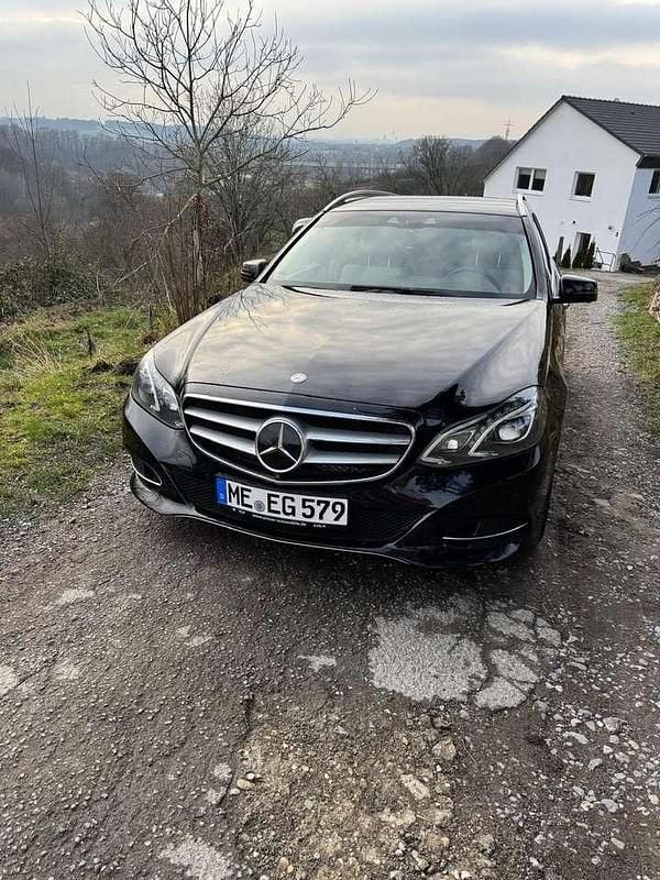 Gebraucht Mercedes E250 204 PS (150 kW) 2014 Kombi