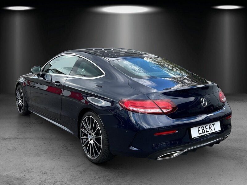 Gebraucht Mercedes C300 AMG 258 PS (189 kW) 2019 Cavansitblau Coupé
