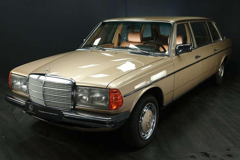 Champagnermetallic 473 Gebraucht 1985 Mercedes 250 Limousine | 22.900 € - Bild 1/4