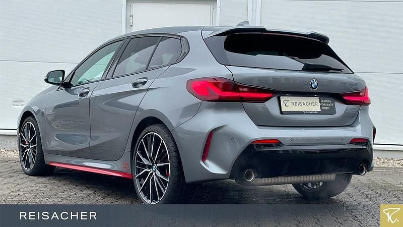 Gebraucht BMW 128 Performance 265 PS (194 kW) 2023 Skyscraper grau metallic Limousine