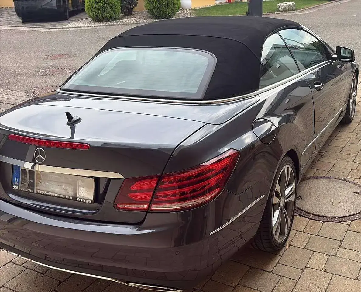 Gebraucht Mercedes E320 272 PS (200 kW) 2015 Grau Cabrio