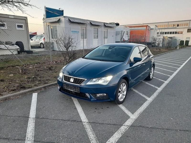 Second-hand Seat Leon Style 150 CP (110 kW) 2017 Albastru Berlinǎ