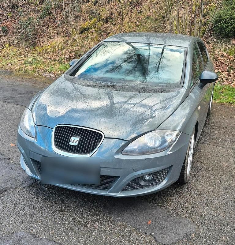 Gebraucht Seat Leon 125 PS (91 kW) 2010 Silber Kleinwagen