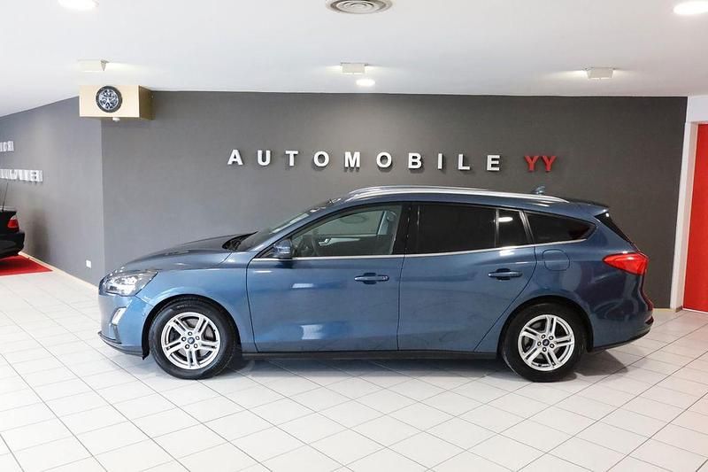 Gebraucht Ford Focus Cool & Connect 150 PS (110 kW) 2019 Blau Limousine