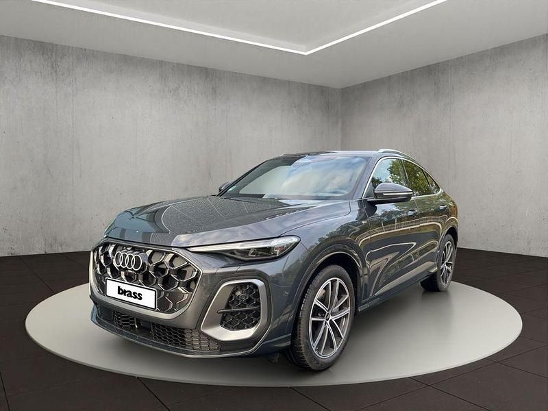 Tamboragrau metallic Gebraucht 2025 Audi Q5 Sportback Ambiente SUV | 69.400 € - Bild 1/4