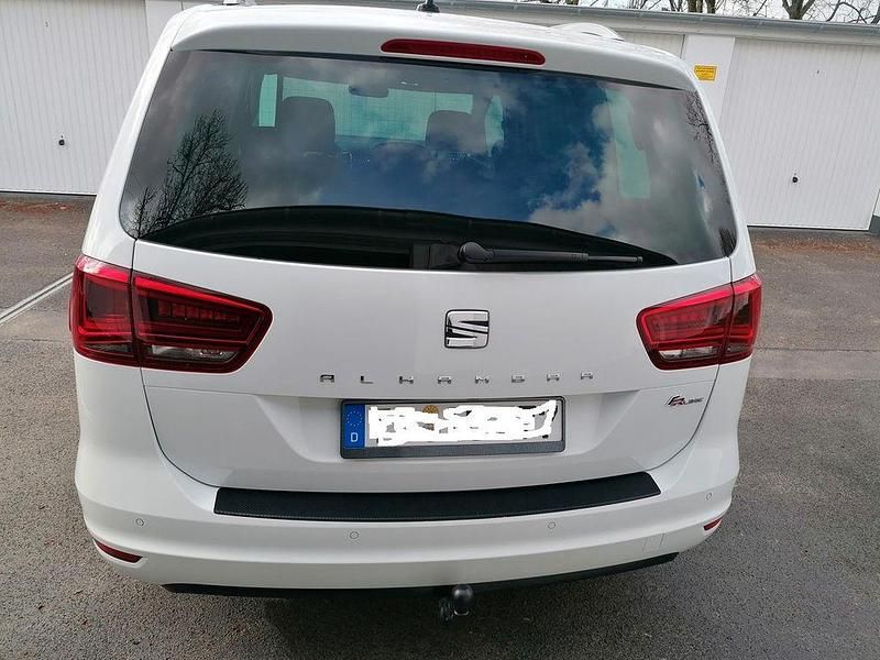 Gebraucht Seat Alhambra FR-Line 150 PS (110 kW) 2016 Weiß Van / Kleinbus