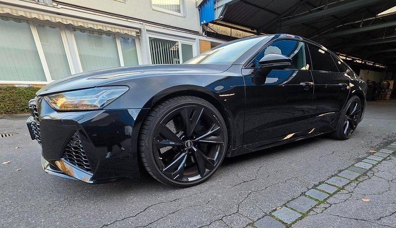 Schwarz Gebraucht 2023 Audi RS7 Sportback Sport Kleinwagen | 116.900 € (Guter Preis) - Bild 1/4