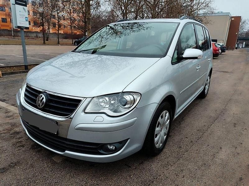 Silber Gebraucht 2008 VW Touran Van / Kleinbus | 2.800 € (Fairer Preis) - Bild 1/4