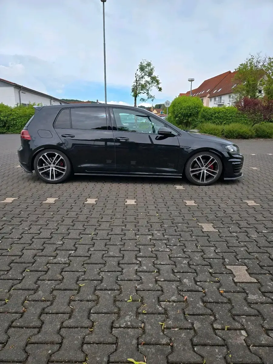 Gebraucht VW Golf VII Edition 238 PS (175 kW) 2015 Schwarz Limousine