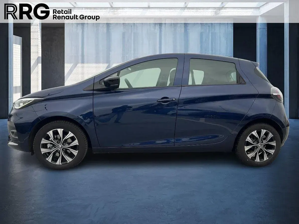 Second-hand Renault Zoe Evolution 50 kW (69 CP) 2023 Albastru Hatchback