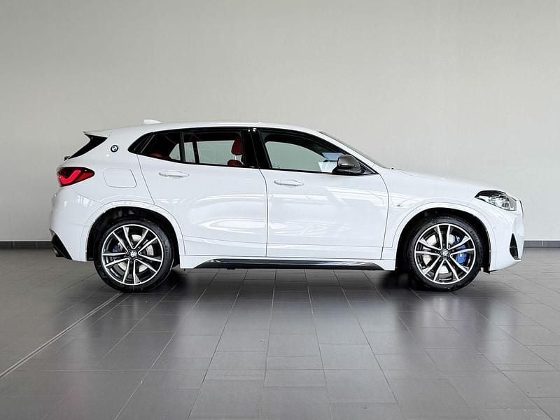 Alpinweiss iii Gebraucht 2022 BMW X2 SUV | 31.288 € (Fairer Preis) - Bild 1/4
