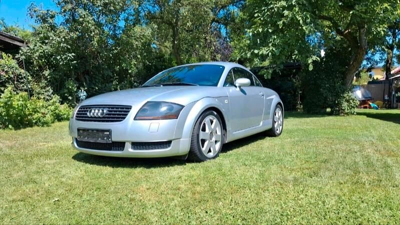 Silber Gebraucht 1999 Audi TT S-Line Coupé | 4.990 € (Fairer Preis) - Bild 1/4