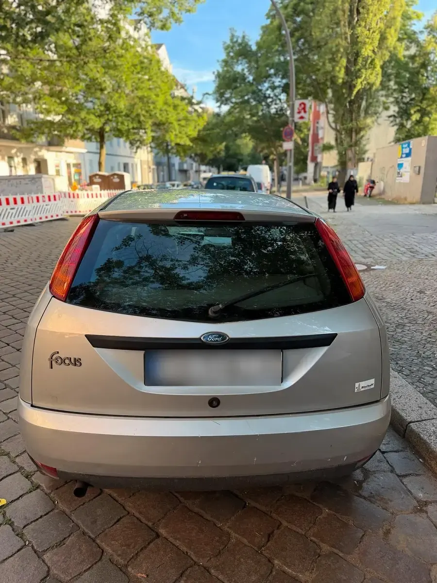 Gebraucht Ford Focus 75 PS (55 kW) 2002 Andere farben Kleinwagen