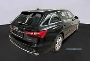 Używany Audi A4 Advanced Plus 204 KM (150 kW) 2022 Czarny Kombi