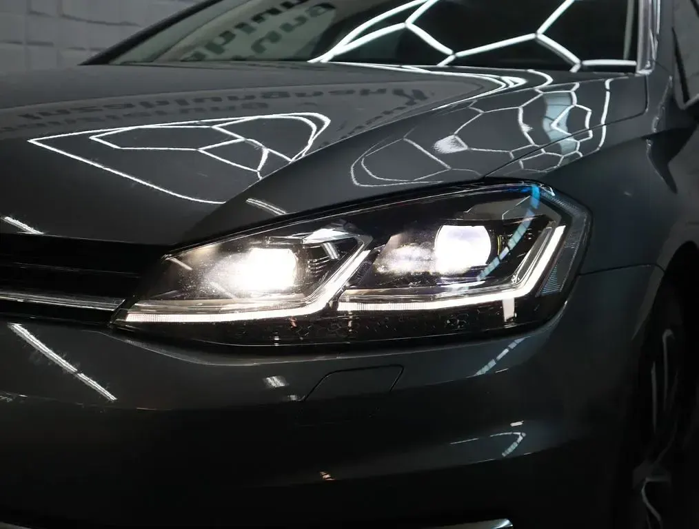 Gebraucht VW Golf VII Sound 150 PS (110 kW) 2017 Grau Kombi