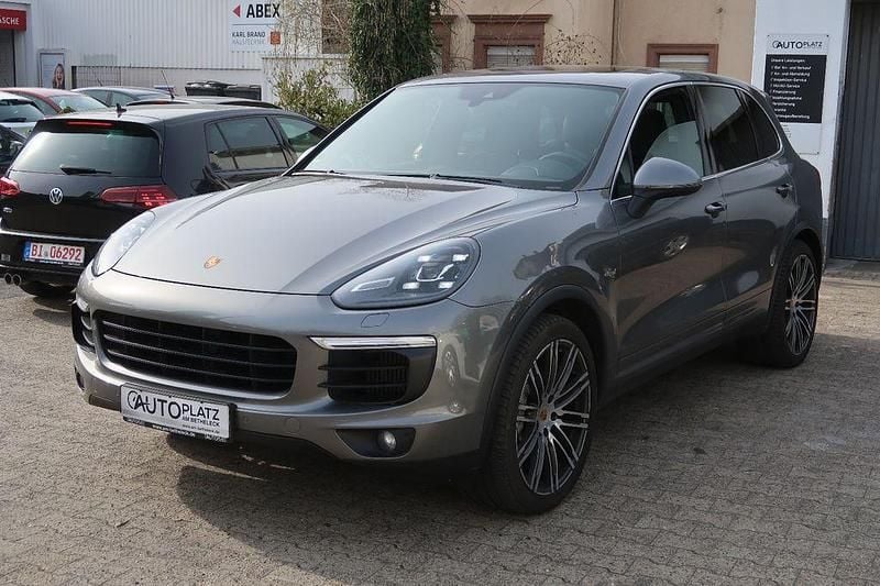 Gebraucht Porsche Cayenne S 385 PS (283 kW) 2017 Grau SUV