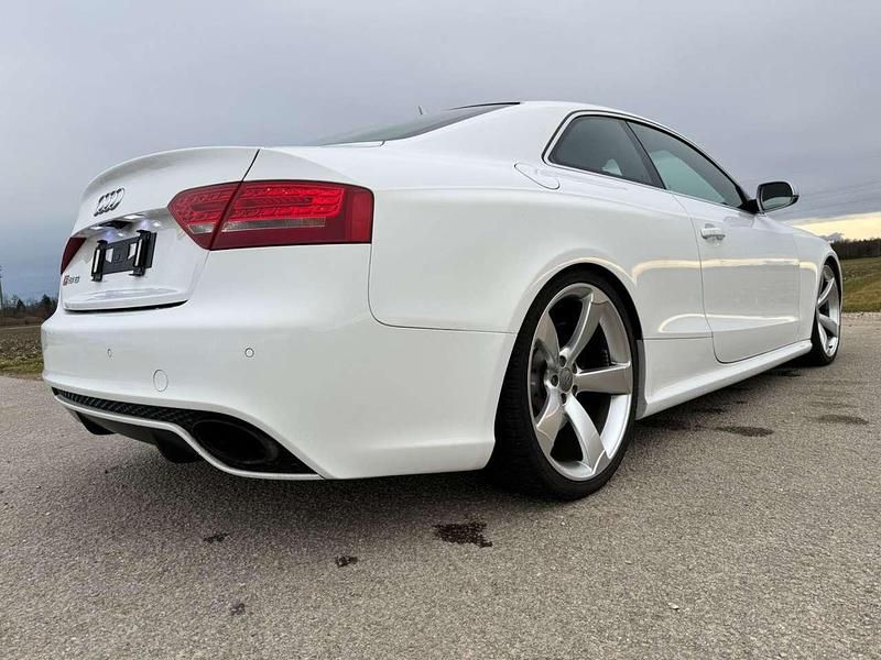 Usado Audi RS5 450 HP (330 kW) 2010 Branco Coupé