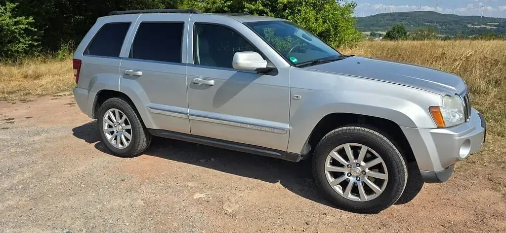 Gebraucht Jeep Grand Cherokee Limited 218 PS (160 kW) 2007 Silber SUV