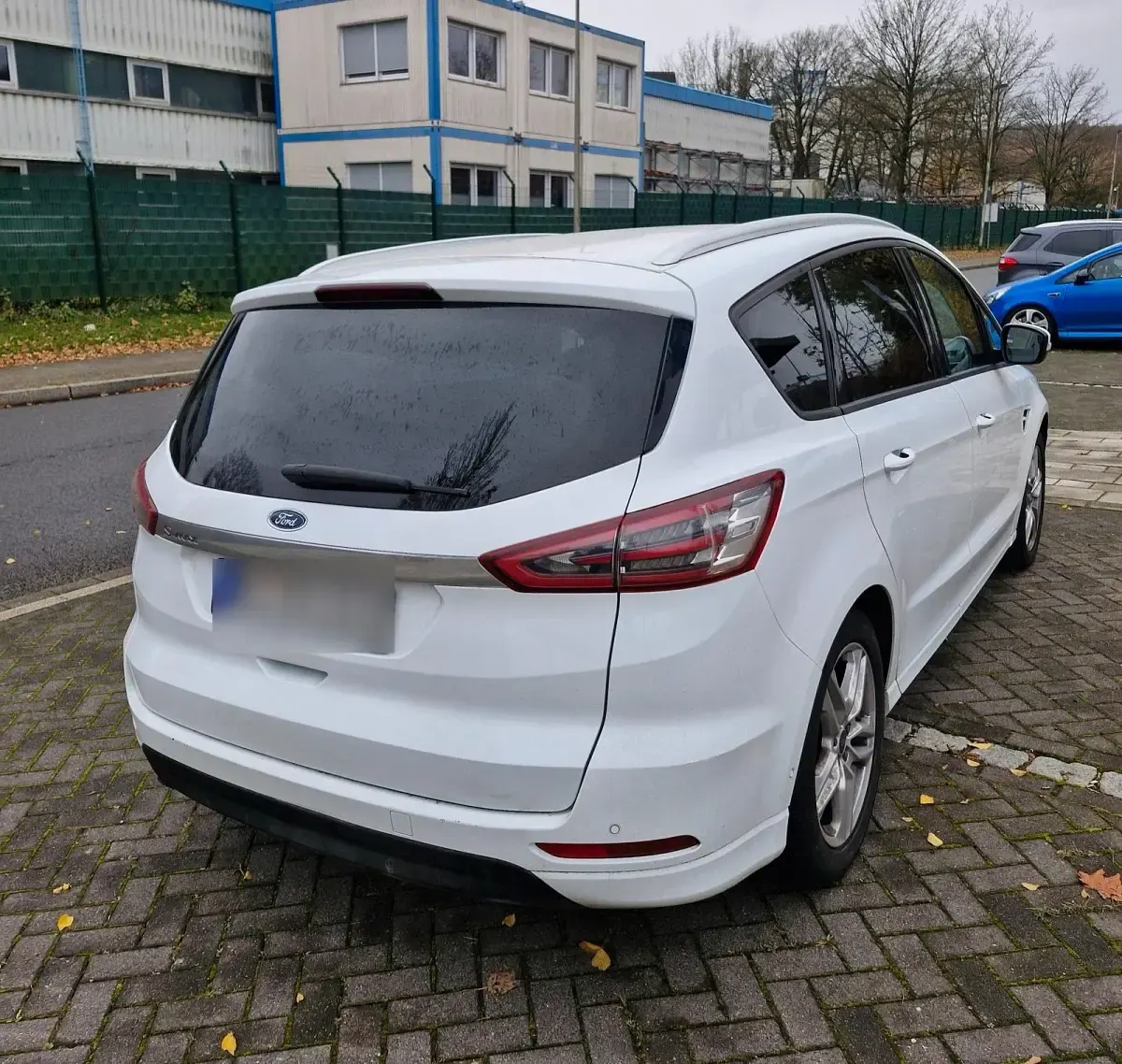 Second-hand Ford S-MAX S 150 CP (110 kW) 2015 Alb Monovolum