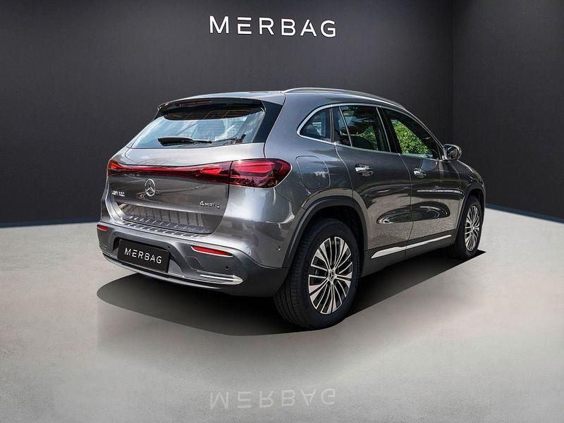 Gebraucht Mercedes EQA300 167 kW (228 PS) 2024 Mountain grau SUV