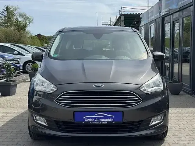 Gebraucht Ford C-MAX Titanium 120 PS (88 kW) 2016 Andere Van / Kleinbus