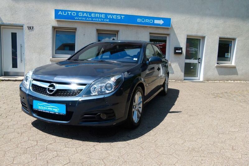 Blau Gebraucht 2007 Opel Vectra GTS Sport Limousine | 2.390 € (Fairer Preis) - Bild 1/4