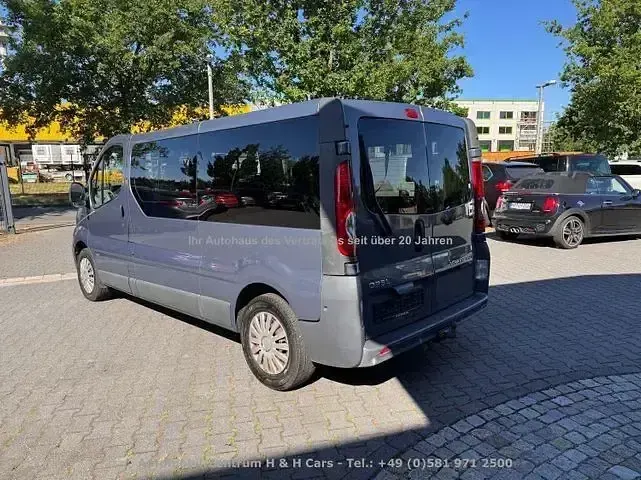 Usata Opel Vivaro Design Edition 114 CV (83 kW) 2011 Grigio Monovolume