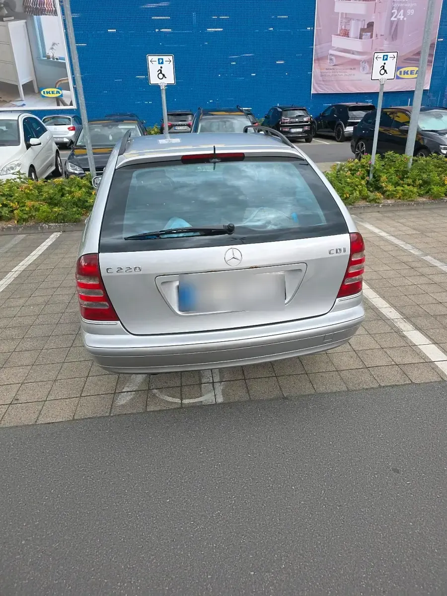 Gebraucht Mercedes C220 150 PS (110 kW) 2004 Silber Kombi