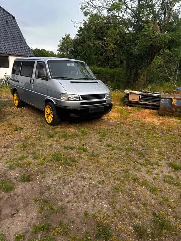 Gebraucht VW T4 102 PS (75 kW) 2001 Silber Van