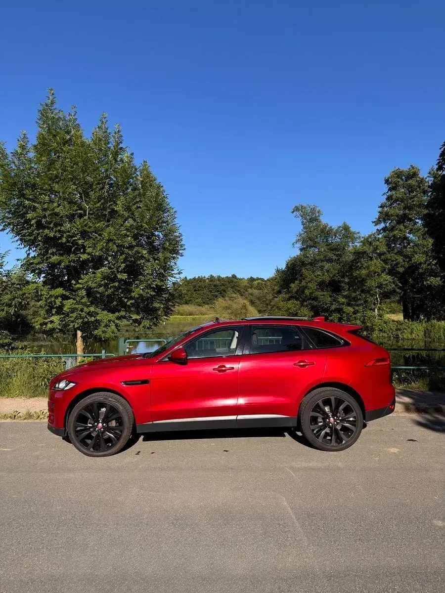 Gebraucht Jaguar F-Pace Prestige 179 PS (131 kW) 2017 Rot SUV